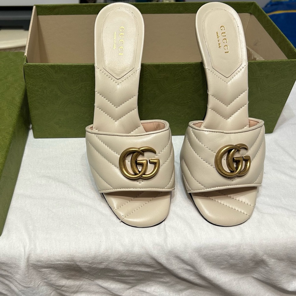 Gucci Cream Quilted Mules with Gold Logo